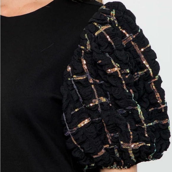 THML TEXTURED PUFF SLEEVE DRESS BlACK - Picture 4 of 7